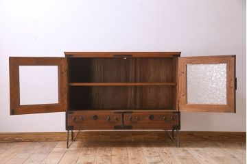 アンティーク家具　和製アンティーク　美しい結霜ガラス入りの箪笥ローボード(ローチェスト、収納棚)