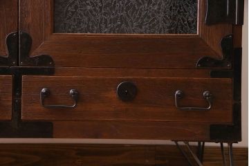 アンティーク家具　和製アンティーク　美しい結霜ガラス入りの箪笥ローボード(ローチェスト、収納棚)