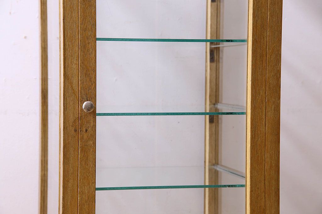 レトロ家具　昭和レトロ　4面ガラスの小振りなガラスケース(ショーケース、収納棚、陳列棚)