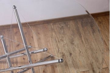 中古　Cassina(カッシーナ)製　714　ガラステーブル(センターテーブル、ダイニングテーブル)(定価約67万円)