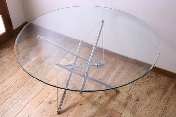 中古　Cassina(カッシーナ)製　714　ガラステーブル(センターテーブル、ダイニングテーブル)(定価約67万円)
