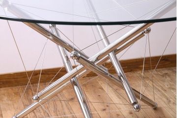 中古　Cassina(カッシーナ)製　714　ガラステーブル(センターテーブル、ダイニングテーブル)(定価約67万円)