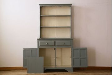 ペイント家具　イギリスビンテージ　可愛らしいデザインの食器棚(収納棚、戸棚、飾り棚)