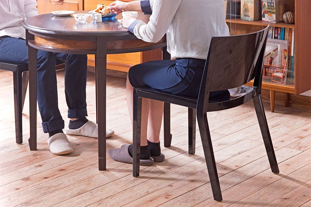 中古　ブランド家具　Kartell(カルテル)製　Lizz(リッツ)　モダンなデザインのチェア(椅子、ダイニングチェア)(定価約3万3千円)(2)