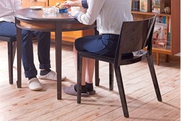 中古　ブランド家具　Kartell(カルテル)製　Lizz(リッツ)　モダンなデザインのチェア(椅子、ダイニングチェア)(定価約3万3千円)(2)