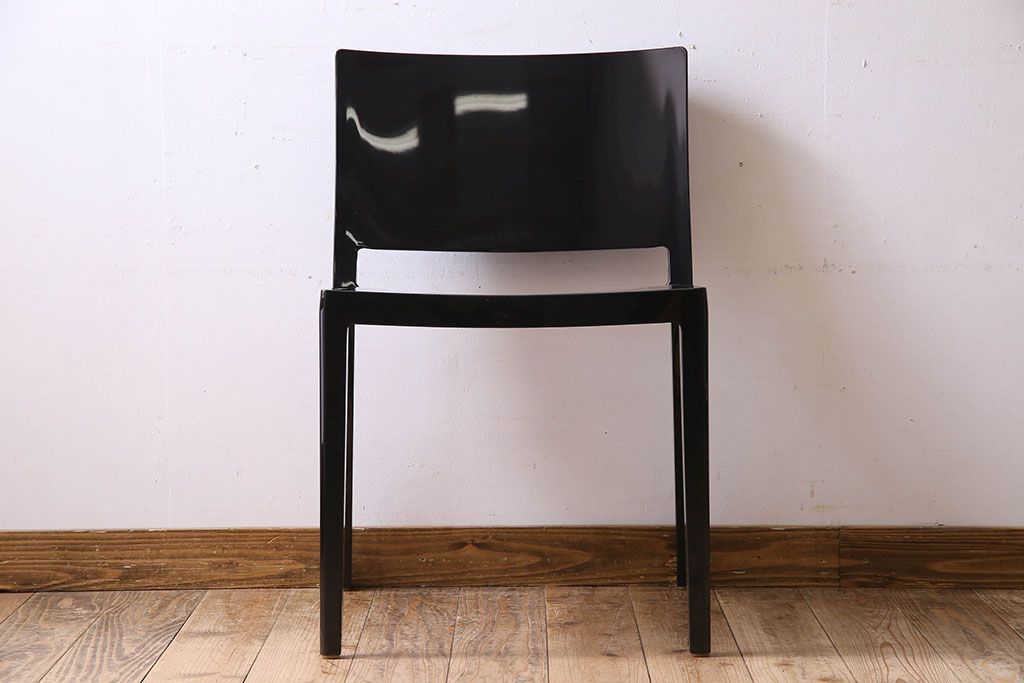 中古　ブランド家具　Kartell(カルテル)製　Lizz(リッツ)　モダンなデザインのチェア(椅子、ダイニングチェア)(定価約3万3千円)(2)