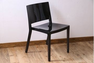 中古　ブランド家具　Kartell(カルテル)製　Lizz(リッツ)　モダンなデザインのチェア(椅子、ダイニングチェア)(定価約3万3千円)(2)