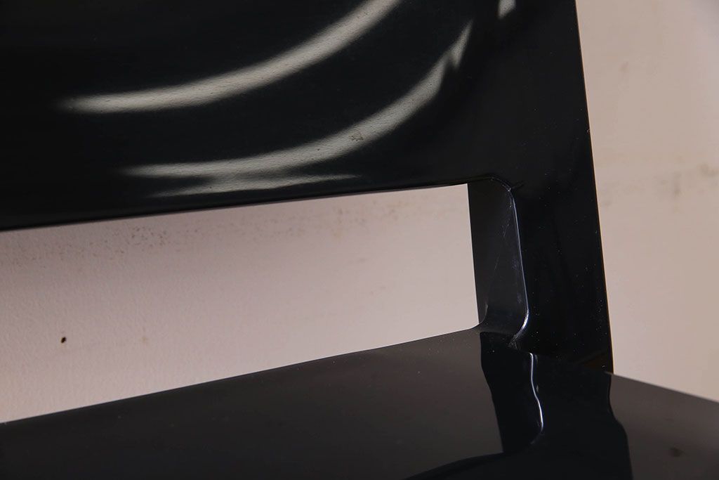 中古　ブランド家具　Kartell(カルテル)製　Lizz(リッツ)　モダンなデザインのチェア(椅子、ダイニングチェア)(定価約3万3千円)(2)