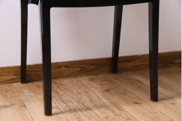 中古　ブランド家具　Kartell(カルテル)製　Lizz(リッツ)　モダンなデザインのチェア(椅子、ダイニングチェア)(定価約3万3千円)(2)