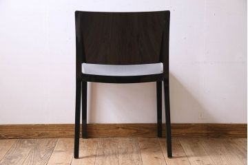 中古　ブランド家具　Kartell(カルテル)製　Lizz(リッツ)　モダンなデザインのチェア(椅子、ダイニングチェア)(定価約3万3千円)(2)