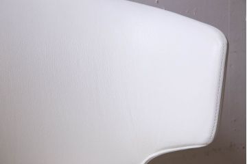 中古　ブランド家具　Cassina(カッシーナ)製　HOLA(オラ)　アームチェア(イス、椅子)(定価約23万円)(1)