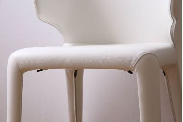 中古　ブランド家具　Cassina(カッシーナ)製　HOLA(オラ)　アームチェア(イス、椅子)(定価約23万円)(1)