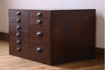 アンティーク家具　和製アンティーク　様々なサイズの引き出し付きの小引き出し(小物入れ、裁縫箱、収納箱)