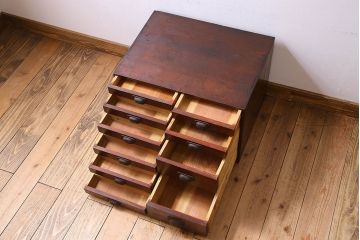 アンティーク家具　和製アンティーク　様々なサイズの引き出し付きの小引き出し(小物入れ、裁縫箱、収納箱)