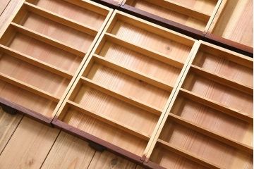 アンティーク家具　和製アンティーク　様々なサイズの引き出し付きの小引き出し(小物入れ、裁縫箱、収納箱)