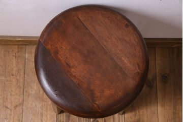 レトロ家具　昭和レトロ　落ち着きのある木の質感が味わい深い丸型スツール(椅子、丸イス)(1)