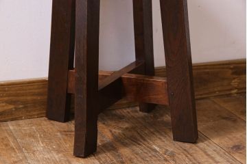 レトロ家具　昭和レトロ　落ち着きのある木の質感が味わい深い丸型スツール(椅子、丸イス)(1)