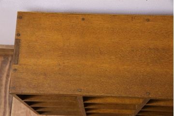 レトロ家具　昭和レトロ　卓上でも壁掛けでも活躍するマス目棚(収納棚、飾り棚、陳列棚)
