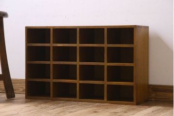 レトロ家具 昭和レトロ 卓上でも壁掛けでも活躍するマス目棚(収納棚、飾り棚、陳列棚)