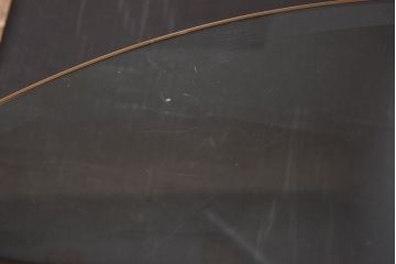 中古　Cassina(カッシーナ)製　713　ローテーブル(センターテーブル、サイドテーブル、ガラス)(定価約44万円)