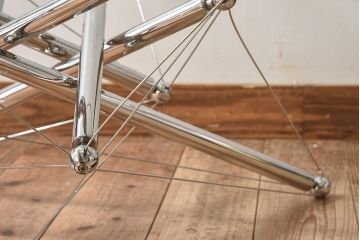 中古　Cassina(カッシーナ)製　713　ローテーブル(センターテーブル、サイドテーブル、ガラス)(定価約44万円)