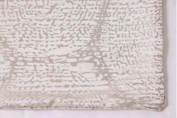 アンティーク雑貨　中古　ブランド家具　ixc.(イクスシー)製　デダール(Dedar)　クッション・ホワイト2個セット(定価約3万6千円)