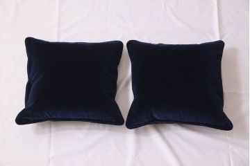 アンティーク雑貨　中古　ブランド家具　ixc.(イクスシー)製　デダール(Dedar)　クッション・ブラック2個セット(定価約3万6千円)