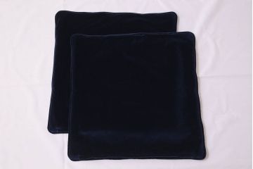 アンティーク雑貨　中古　ブランド家具　ixc.(イクスシー)製　デダール(Dedar)　クッション・ブラック2個セット(定価約3万6千円)