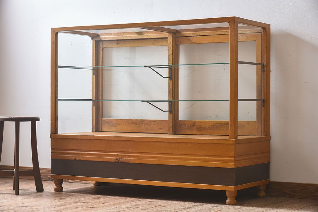 昭和レトロ 商品棚 ショーケース 引き取り限定（左側） 昭和レトロ 商品棚 ショーケース 引き取り限定（左側） 昭和