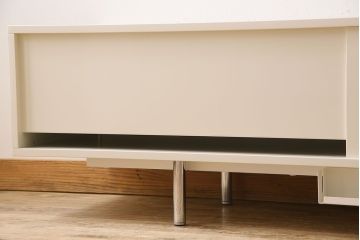 中古　ブランド家具　ixc.(イクスシー)製　BREATH　グロッシーホワイト　シアターボード(テレビ台)(定価約75万円)