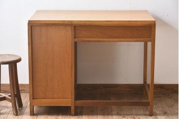 レトロ家具　昭和レトロ　古い木の質感が味わい深い薄型片袖机(デスク、在宅ワーク、在宅用学習机)