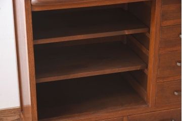 レトロ家具　昭和レトロ　作業台付き　美しいダイヤガラス入りの食器棚(収納棚)