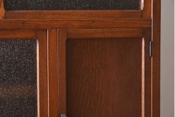 レトロ家具　昭和レトロ　作業台付き　美しいダイヤガラス入りの食器棚(収納棚)