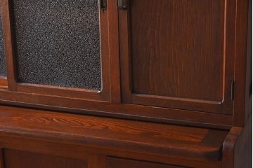 レトロ家具　昭和レトロ　作業台付き　美しいダイヤガラス入りの食器棚(収納棚)