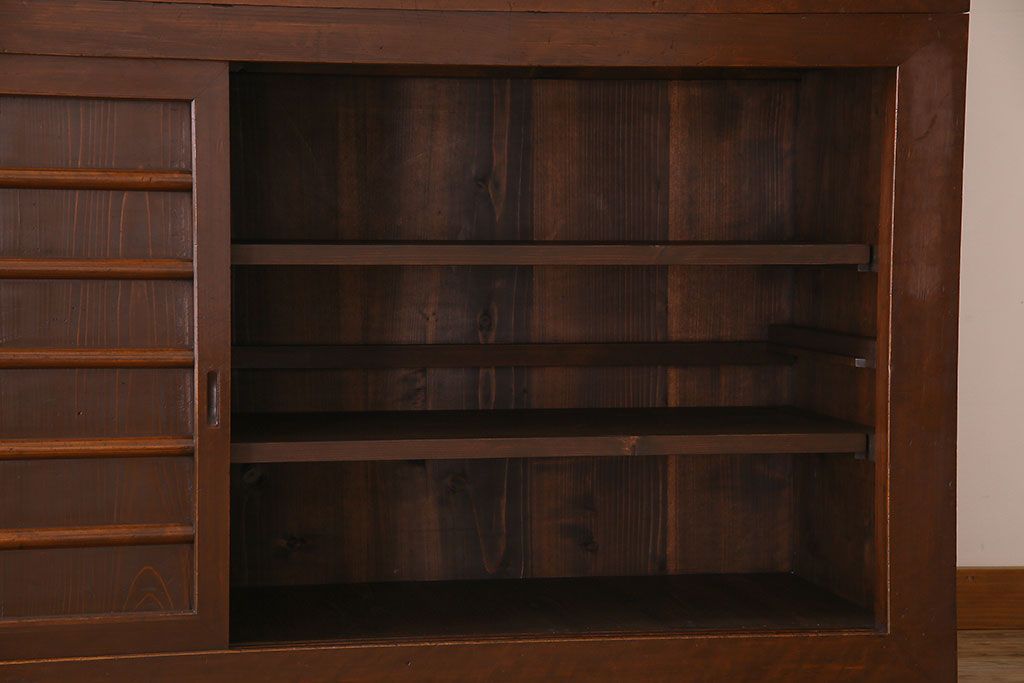 アンティーク家具　古民具・骨董　六尺　和モダンスタイル　古い重ね水屋箪笥(食器棚、収納棚)