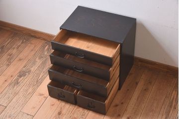 アンティーク雑貨　和製アンティーク　古い質感が味わい深い小箪笥(小物入れ)
