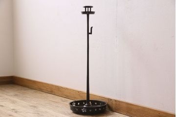 アンティーク雑貨　古民具・骨董　真鍮製　上手物!透かし彫りが美しいアンティーク燭台(ろうそく立て)