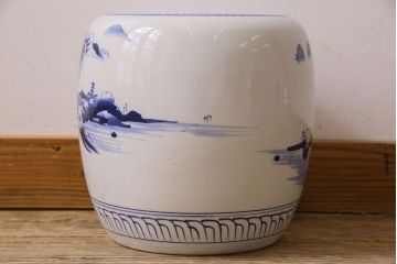 アンティーク雑貨　古民具・骨董　山水図が魅力的なアンティーク瀬戸火鉢(鉢カバー)(1)