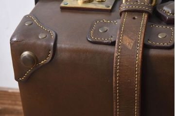 和製アンティーク　大振り　上質な本革トランク(収納箱)