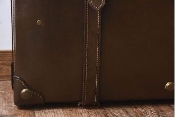 和製アンティーク　大振り　上質な本革トランク(収納箱)