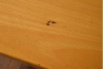 ヴィンテージ家具　イギリスビンテージ　温か味のある色味が素敵な折り畳みデスク(机、在宅ワーク、在宅用作業台)