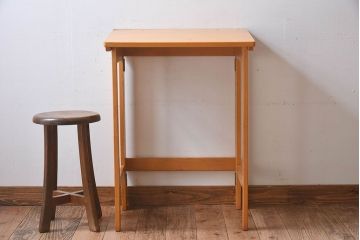ヴィンテージ家具　イギリスビンテージ　温か味のある色味が素敵な折り畳みデスク(机、在宅ワーク、在宅用作業台)