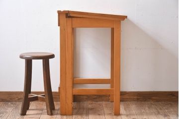 ヴィンテージ家具　イギリスビンテージ　温か味のある色味が素敵な折り畳みデスク(机、在宅ワーク、在宅用作業台)(2)