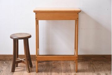ヴィンテージ家具　イギリスビンテージ　温か味のある色味が素敵な折り畳みデスク(机、在宅ワーク、在宅用作業台)(2)