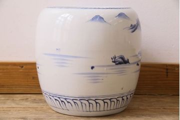 アンティーク雑貨　アンティーク　山水図　古い瀬戸火鉢(鉢カバー)(1)