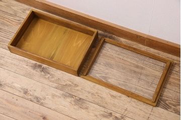 アンティーク雑貨　昭和レトロ　古い木製のアンティークコレクションボックス(ガラスケース・収納箱)(1)