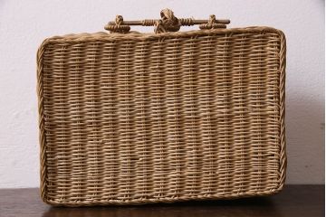 アンティーク雑貨　和製アンティーク　かわいらしい小ぶりなバスケット
