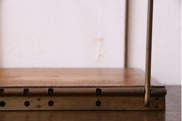 アンティーク雑貨　アンティーク　昭和レトロ　シンプルな本立て(2)