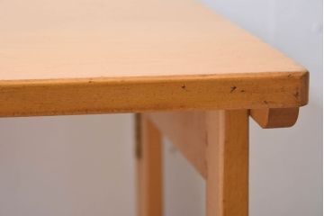 ヴィンテージ家具　イギリスビンテージ　ビーチ材　温か味のある色味が素敵な折り畳みデスク(机、在宅ワーク、在宅用作業台)