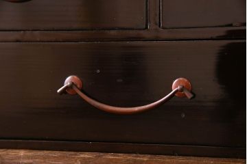 アンティーク雑貨　古民具・骨董　漆塗りが美しい大振りな小引き出し(裁縫箱)